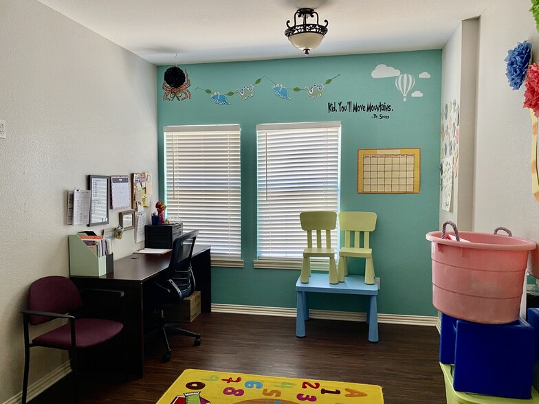 More Photos Of 1206 Bent Oaks Ct, Denton Medical For Lease