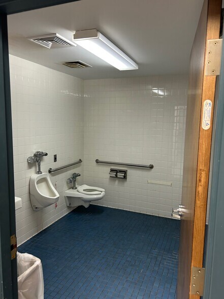 More Photos Of 214 State St, Schenectady Office For Lease