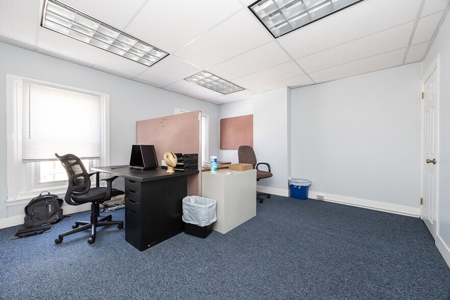 More Photos Of 67-73 Harry St, Conshohocken Office For Lease