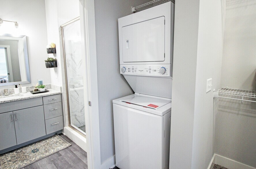 More Photos Of 2875 Olentangy River Rd, Columbus Apartments For Lease