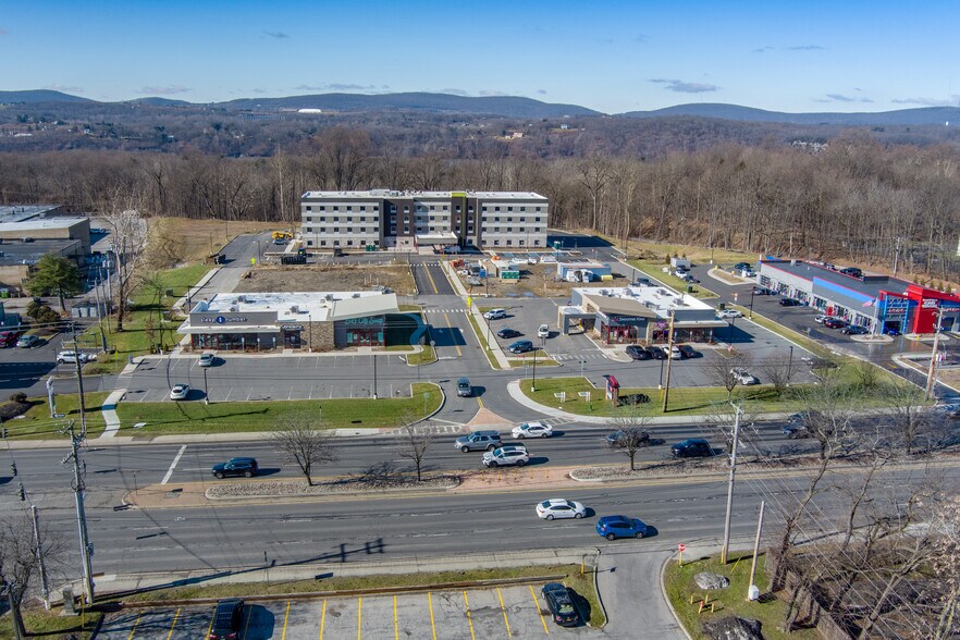 More Photos Of 2627 South Rd, Poughkeepsie Unknown For Lease