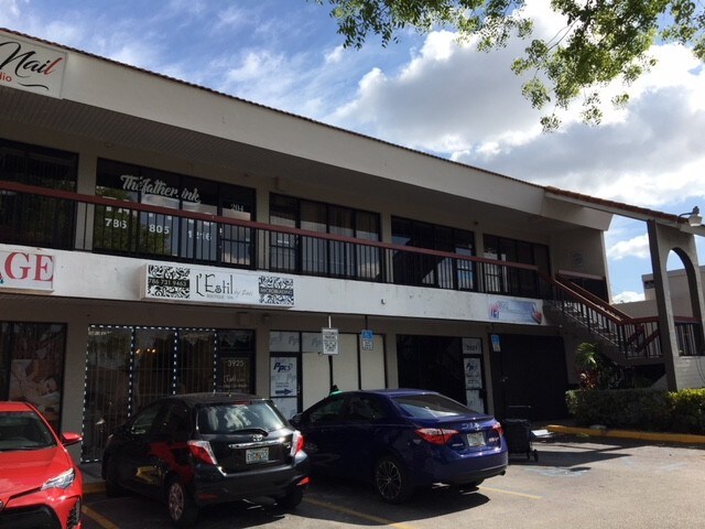 More Photos Of 3939 NW 7th St, Miami Storefront Retail Office For Sale