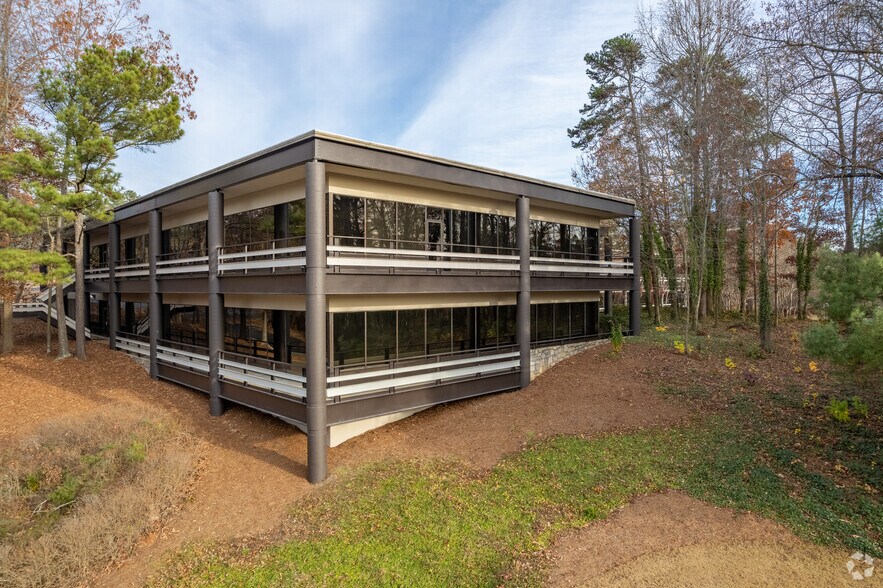 More Photos Of 333 Research Ct, Peachtree Corners Office For Lease