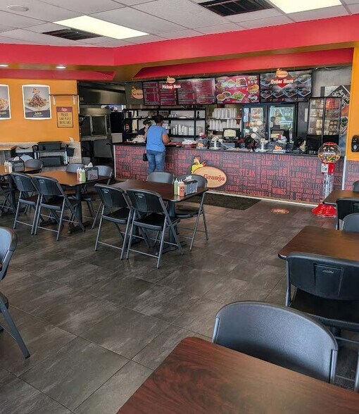 More Photos Of 3090 Aloma Ave, Winter Park Unknown For Lease