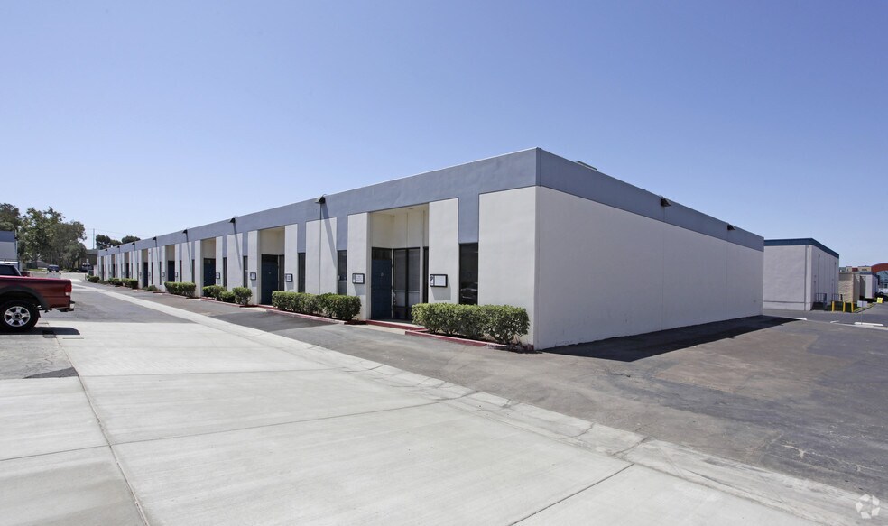 Primary Photo Of 4888 Ronson Ct, San Diego Manufacturing For Lease