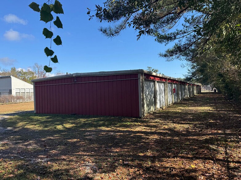 More Photos Of 5189 Menge Ave, Pass Christian Self Storage For Sale