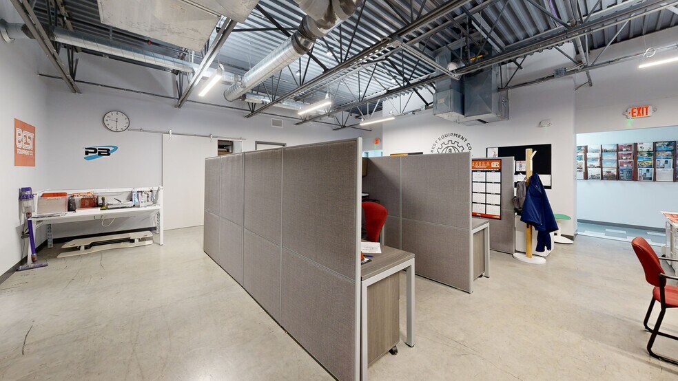 Primary Photo Of 5550 Poindexter Dr, Indianapolis Distribution For Sale