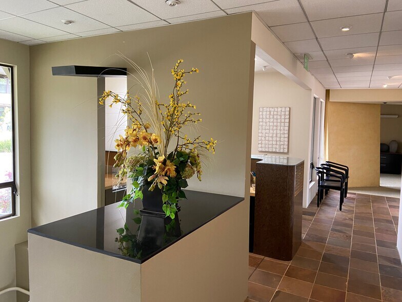 More Photos Of 3447 Mount Diablo Blvd, Lafayette Loft Creative Space For Lease