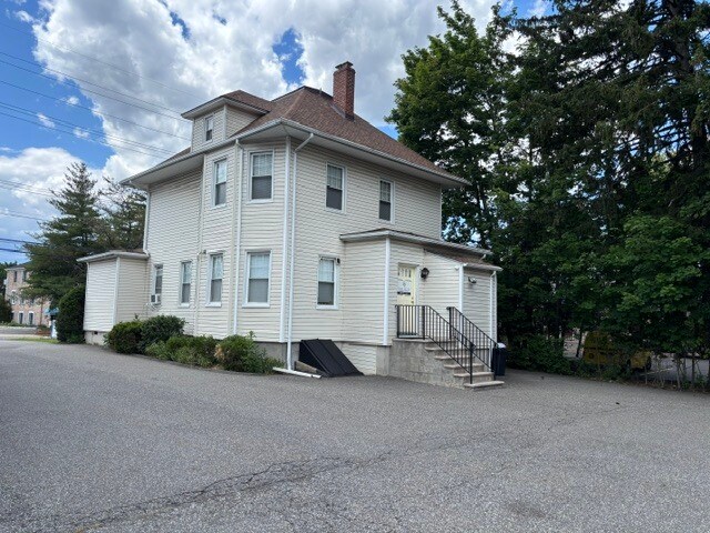 More Photos Of 259 Kinderkamack Rd, Westwood Medical For Lease