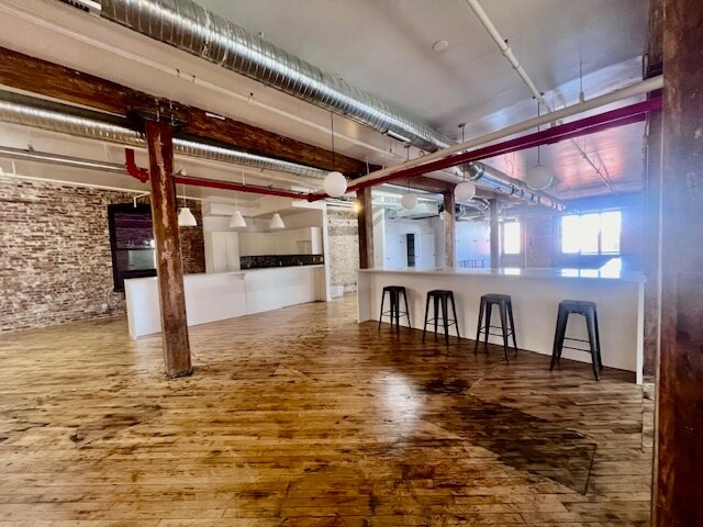 More Photos Of 231 Front St, Brooklyn Office For Lease