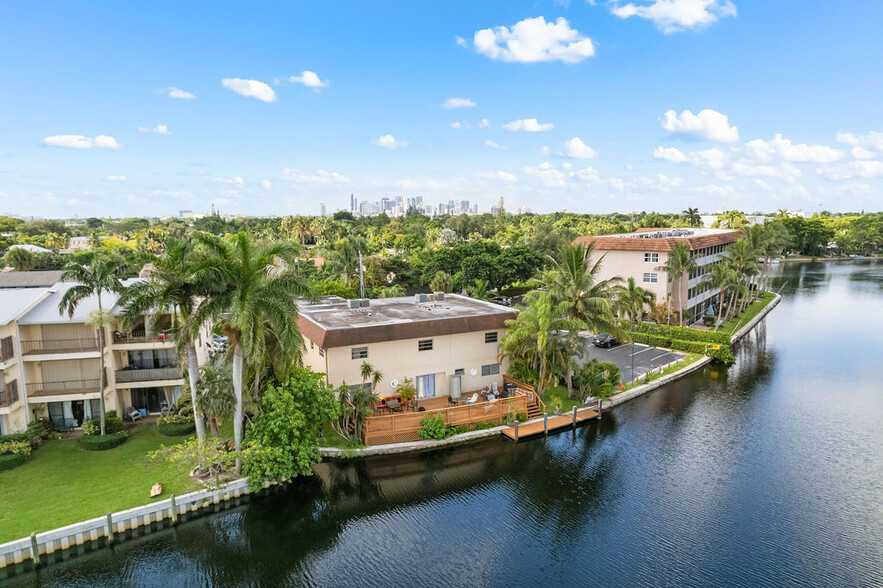 Primary Photo Of 821 NE 18th Ct, Fort Lauderdale Apartments For Sale