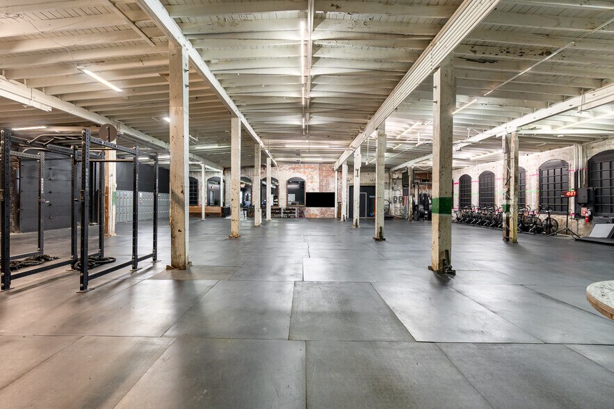 More Photos Of 77 Foundry Ave, Batavia Warehouse For Sale