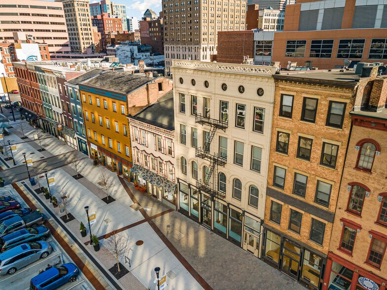 More Photos Of 17-19 E Court St, Cincinnati Apartments For Lease