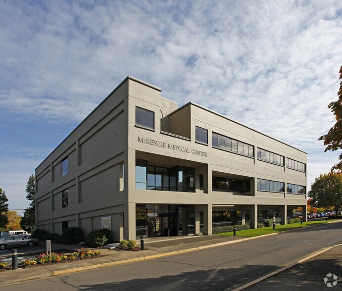 More Photos Of 960 16th St, Springfield Medical For Lease