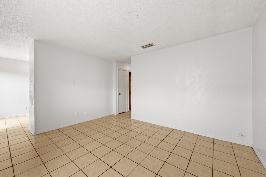 More Photos Of 2314 Andover Dr, Killeen Apartments For Sale