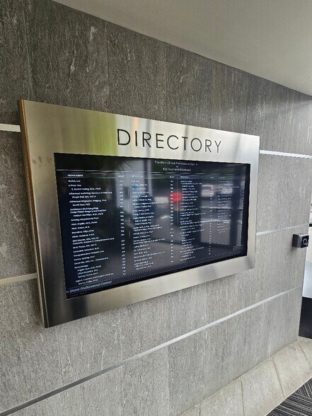 More Photos Of 935 Northern Blvd, Great Neck Medical For Lease