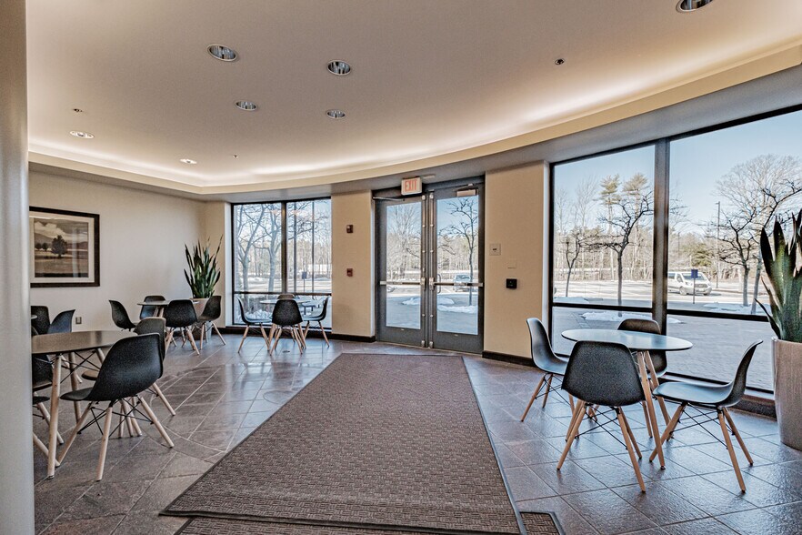 More Photos Of 6 Ashley Dr, Scarborough Office For Lease