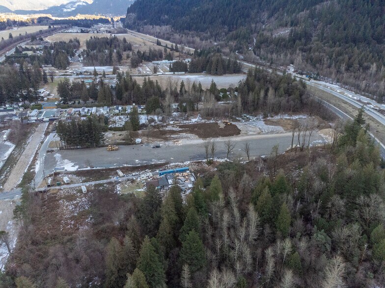 More Photos Of 61934 Estell Rd, Hope Land For Lease