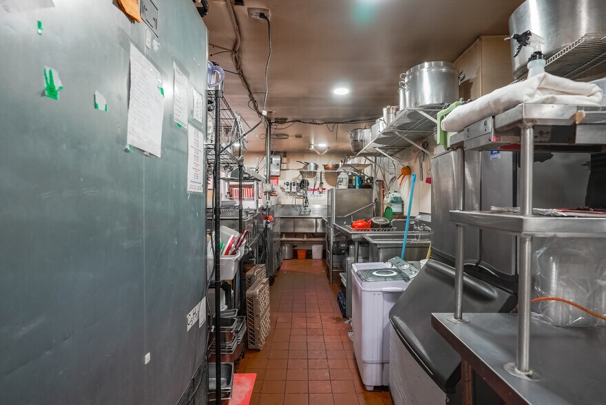 More Photos Of 77-79 Main Rd, Tiverton Restaurant For Sale