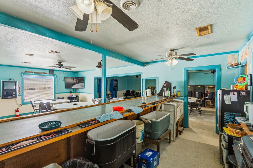 More Photos Of 12605 Highway 6, Santa Fe Bar For Sale