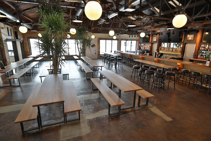 More Photos Of 2915 W 44th Ave, Denver Restaurant For Sale