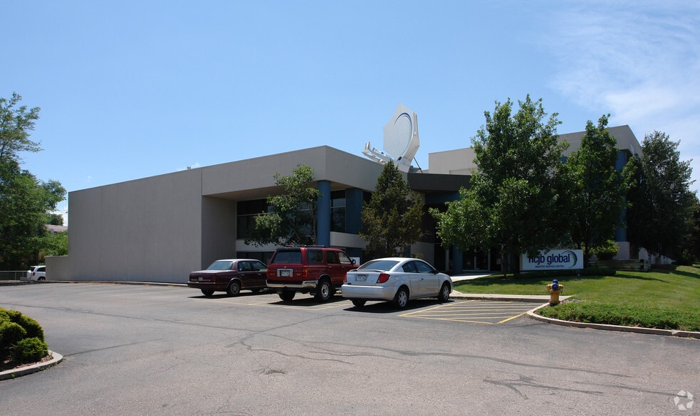 More Photos Of 1065 W Garden Of The Gods Rd, Colorado Springs Office For Lease