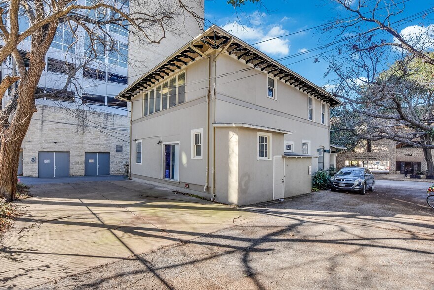 More Photos Of 1305 San Antonio St, Austin Office For Lease