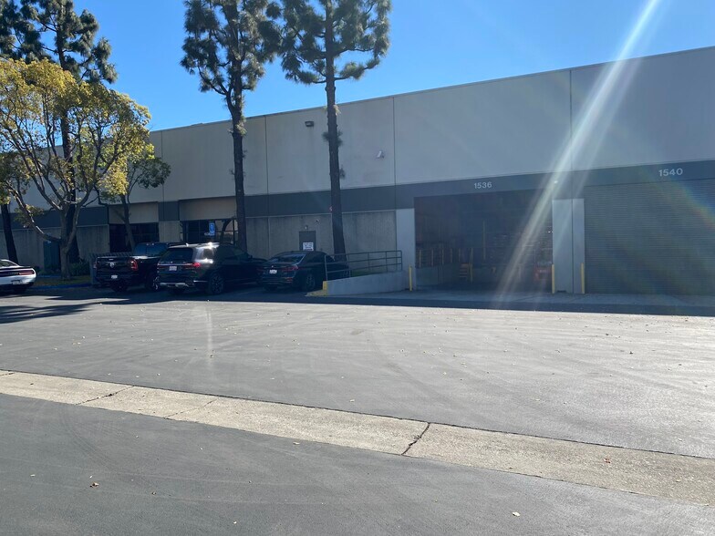 More Photos Of 1526-1540 Gage Rd, Montebello Warehouse For Lease