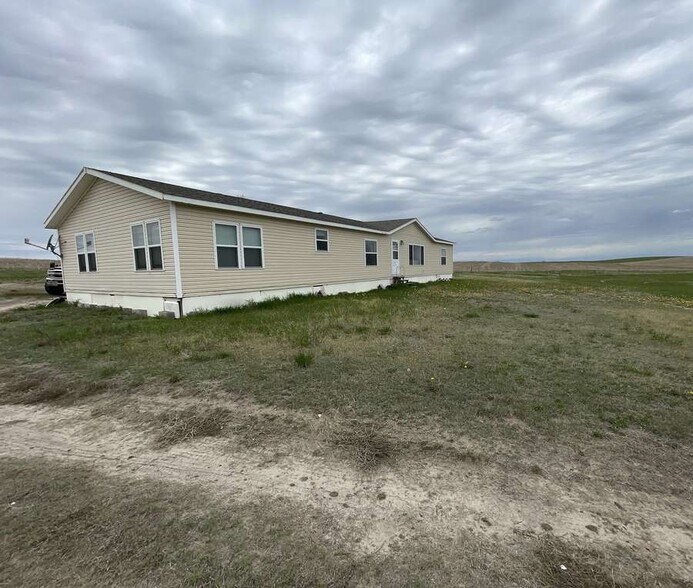 More Photos Of 44441 871 Carlson Feedyard Rd, Bassett Land For Sale
