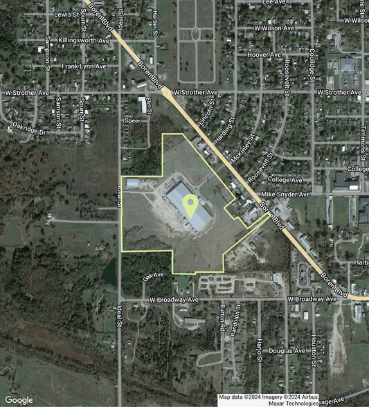 More Photos Of 711 Boren Blvd, Seminole Manufacturing For Sale