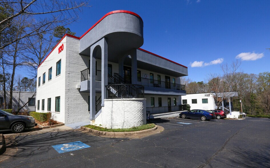 More Photos Of 1132 Hightower Trl, Atlanta Medical For Sale