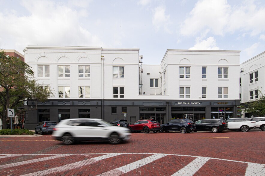 More Photos Of 442 W Kennedy Blvd, Tampa Office For Lease