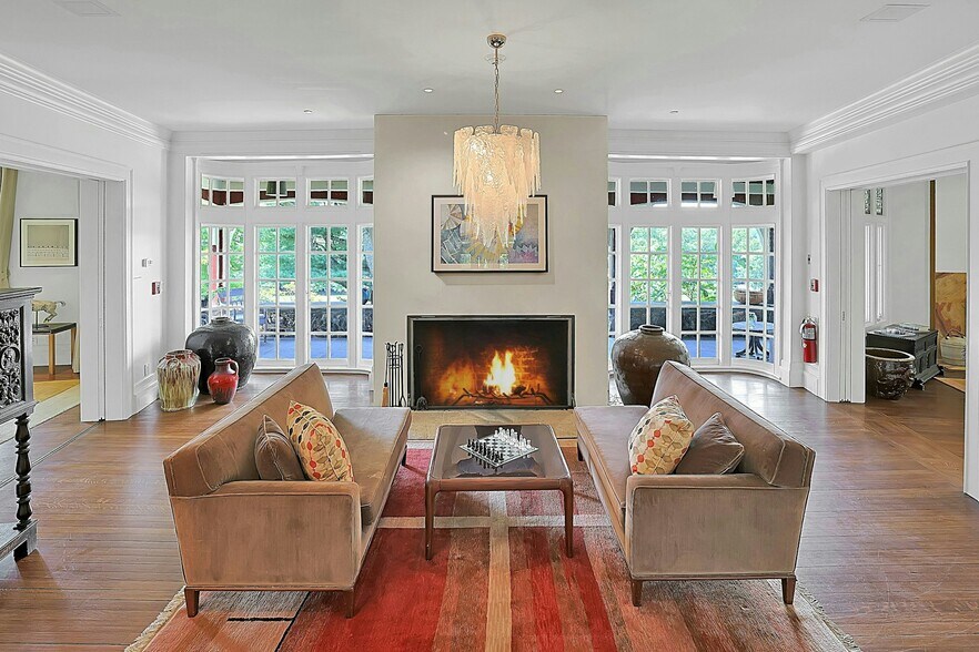 More Photos Of 20 Nazareth Way, Philipstown Specialty For Sale