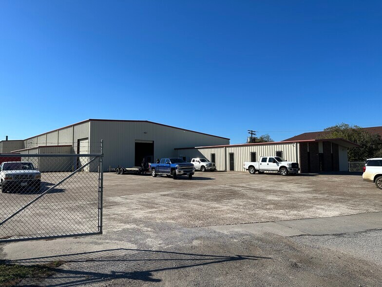 More Photos Of 101 Highway 146, Texas City Manufacturing For Sale