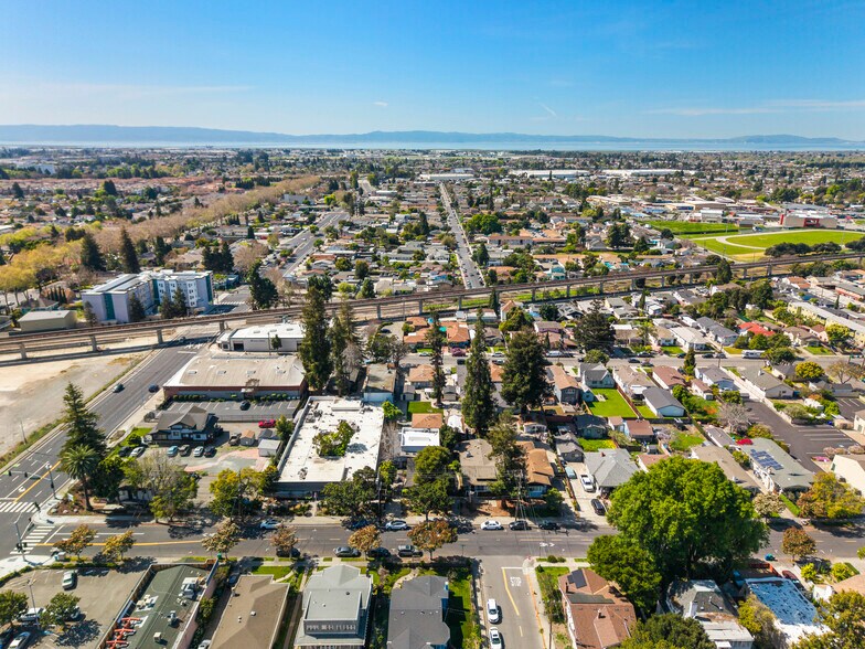 More Photos Of 22427 Montgomery St, Hayward Congregate Senior Housing For Sale