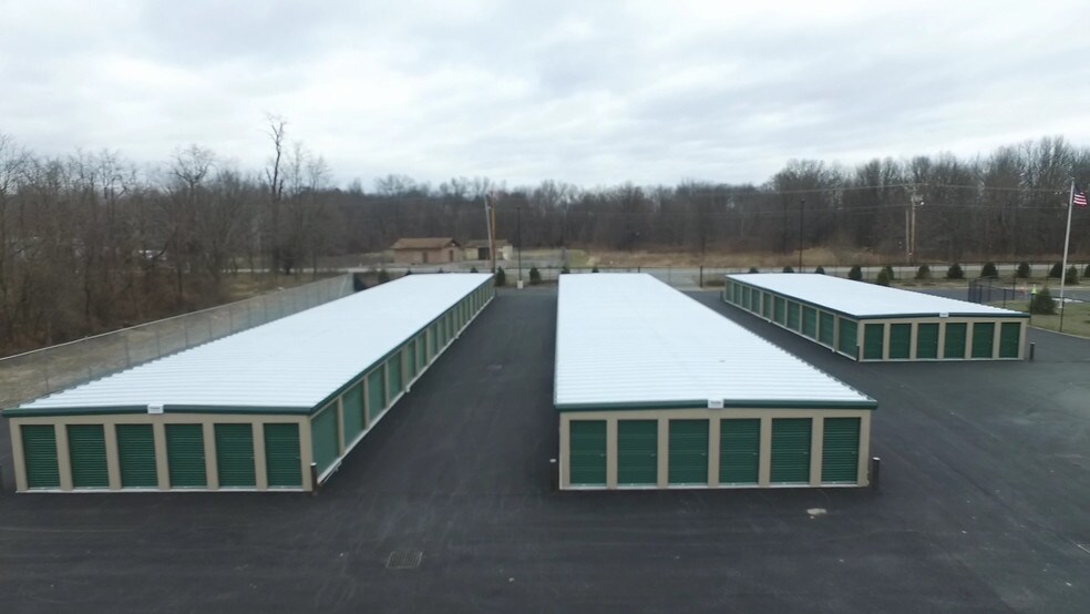 More Photos Of 155 Bracken Rd, Montgomery Industrial For Lease