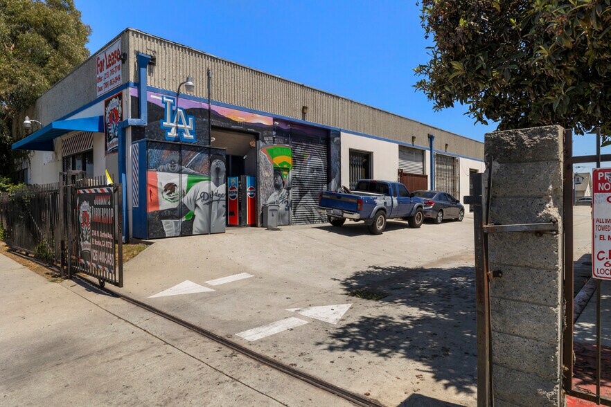 More Photos Of 2746 Durfee Ave, El Monte Warehouse For Lease