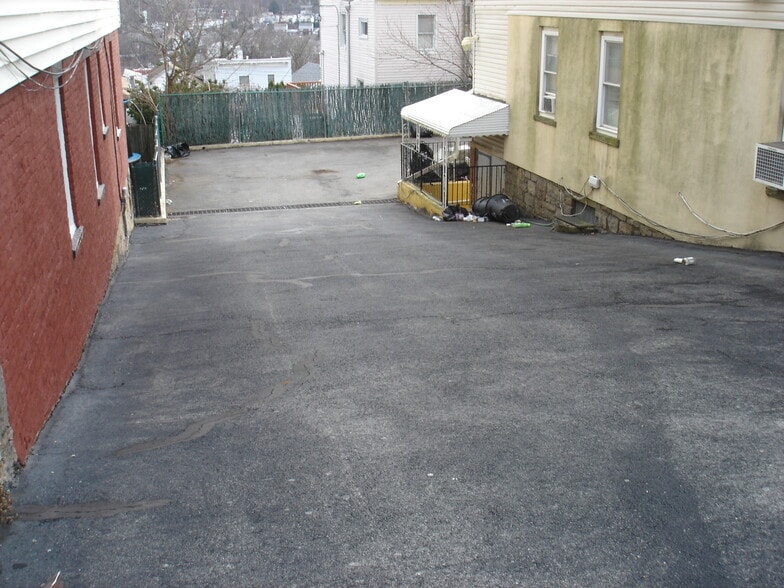 More Photos Of 156 Voss Ave, Yonkers Multifamily For Sale