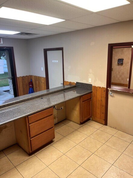 More Photos Of 1531 W Villa Maria Rd, Bryan Office For Lease