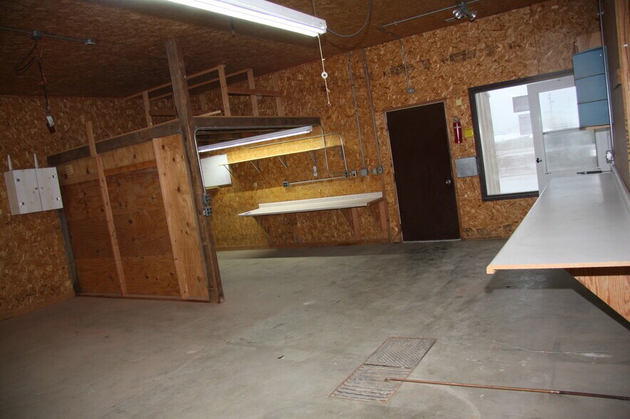 More Photos Of 310 Main St, Scribner Storefront For Sale