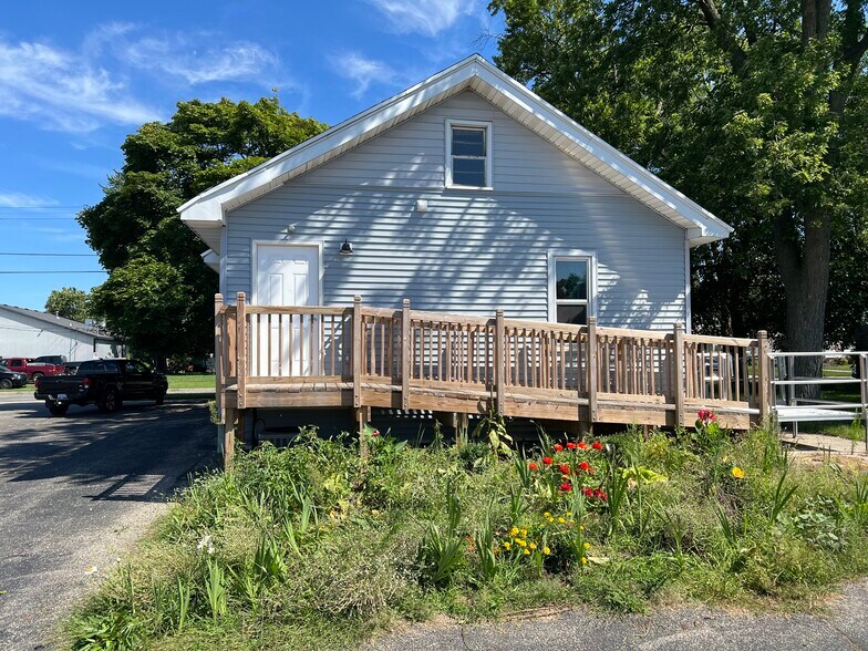 More Photos Of 24 Wilbur St SE, Grand Rapids Loft Creative Space For Lease