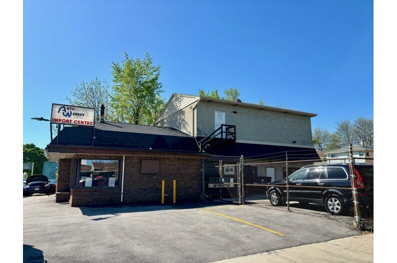 Primary Photo Of 6155 W Fond Du Lac Ave, Milwaukee Auto Repair For Sale