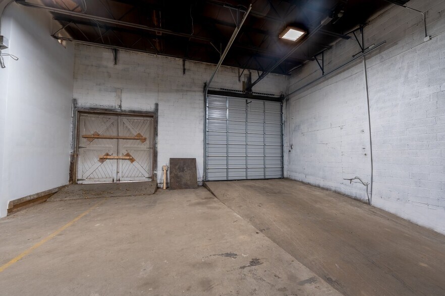 More Photos Of 140 N Kresson St, Baltimore Industrial For Sale