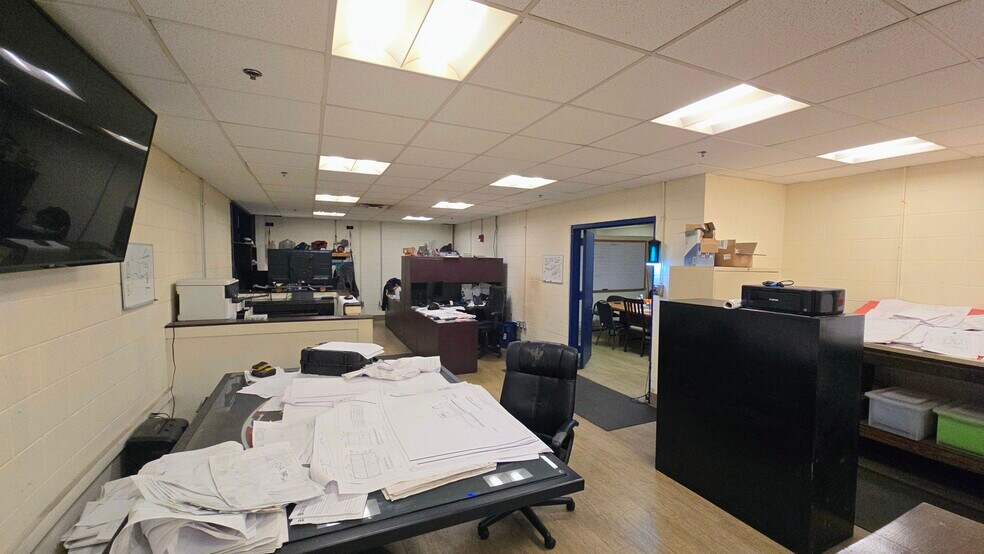 More Photos Of 955 Mearns Rd, Warminster Township Light Manufacturing For Lease