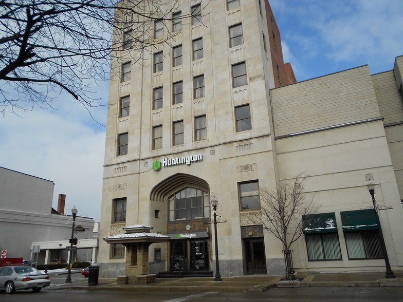 Primary Photo Of 101 E Washington St, New Castle Office For Lease
