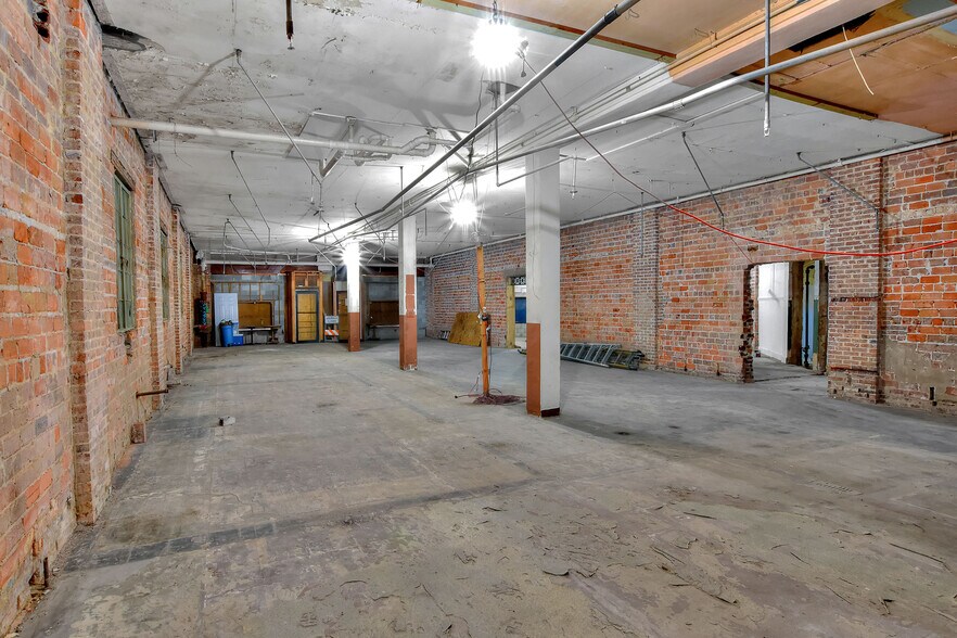 More Photos Of 206 Pilaklakaha Ave, Auburndale Apartments For Sale