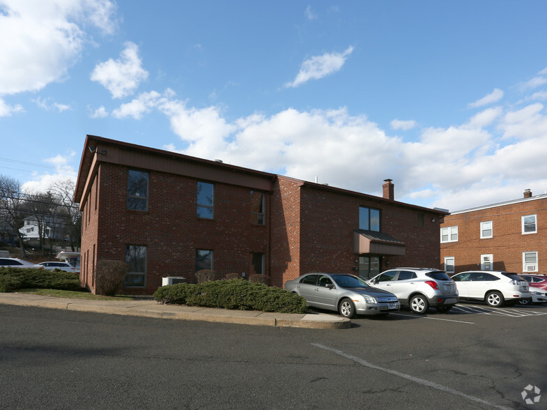 Primary Photo Of 349 York Rd, Willow Grove Medical For Lease