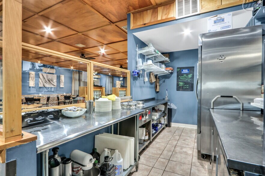 More Photos Of 2816 Route 120, Mchenry Restaurant For Sale