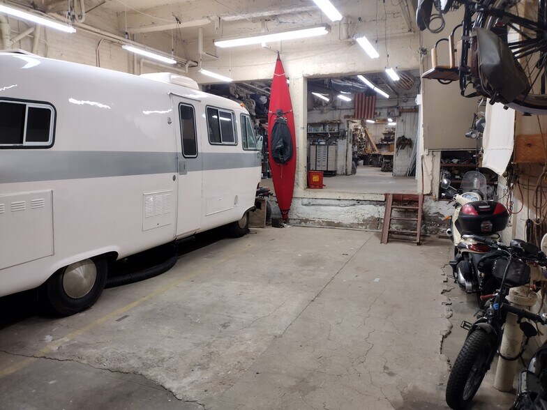 More Photos Of 71 Montrose Ave, Brooklyn Warehouse For Sale