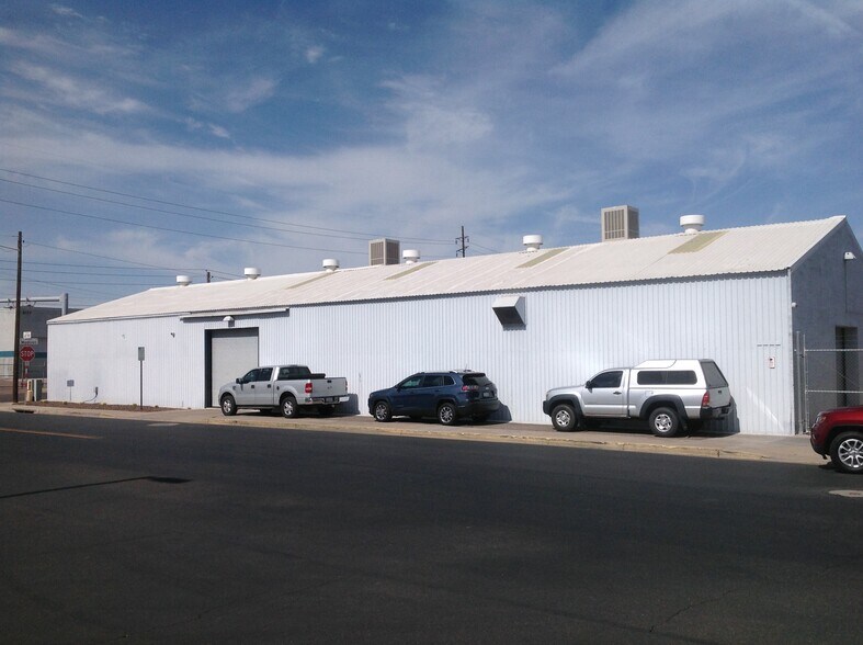 More Photos Of 4120 E Madison St, Phoenix Warehouse For Lease